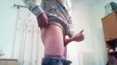 Four-handed fun with two hunks in a living room