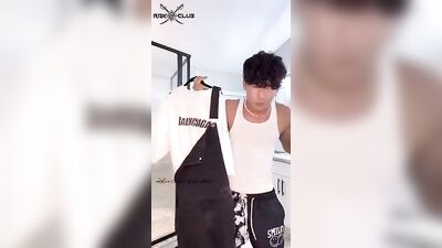 Twink Web Cam Amateurs Get Their Hands On Some Sensitive Jerk Offs