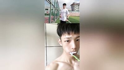 Webcamming With Flatmates: An Amateur Twink Threesome With Condoms and Cumshots