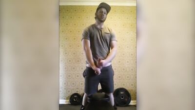 Straight webcam handjob: Rural stud shows off his big dick and shoots a load