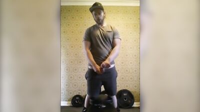 Straight webcam handjob: Rural stud shows off his big dick and shoots a load