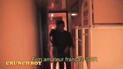 Jizzin it raw - two amateur amateurs get down and dirty with a hand-job and blow-job extravaganza!