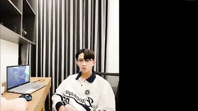 Asian Boy Nerd Takes On Solo Amateur Twink Tube Action Cum Shot