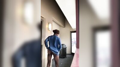 Twink Risk Taking a Chance on Public Cumming