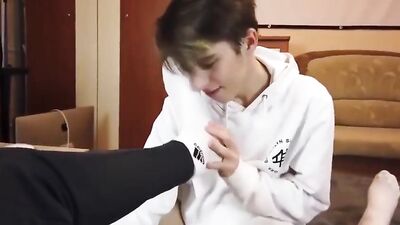 Frisky Fun with a Twinky Cam Boy, Lusty Rimming and Spunky Cum Shoot