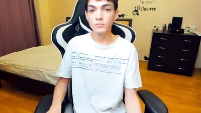 Gay Webcam Solo with Matty, All By Himself at Home!