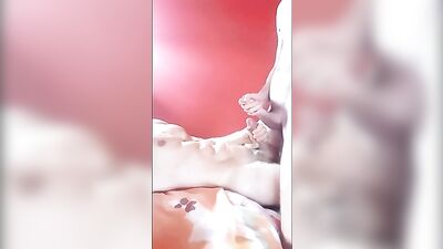 Streaming Squirt Show - Two Spurting Fountains