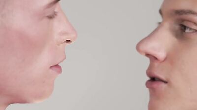 Bare Back Ripe Bananas 52