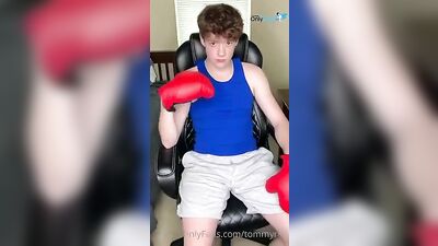 Ginger Tommy Cums in a Seductive Amateur Webcam Show