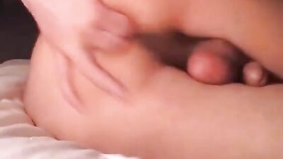 Twink fingers himself with delight as he cums