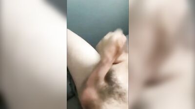 Young And Hungry: Twinkie Masturbates To A Juicy Cumshot