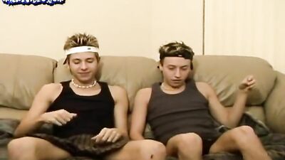 Boy-on-boy jacking leads to a happy ending