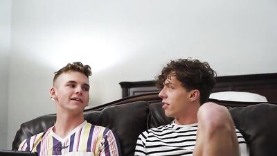 Spectacular Bareback Cum Shots: Explosive Action with Hunky Straight Twink Dicks