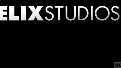 Thirsty Twink Couple Heats Up the Flip-Flop Room with Sizzling Sex Show Action on Cam Tube