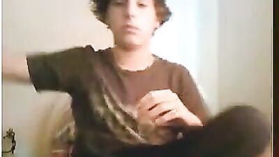 Twinky Bassist Gives a Thick Cock Handjob Live on Cam