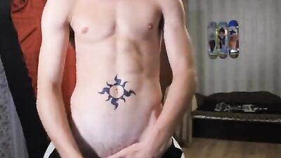 Young stud pleasures himself on his webcam show