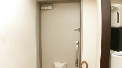 スジ筋アジアンエロ陰茎セックス (Squats Asian Anal Erotic)