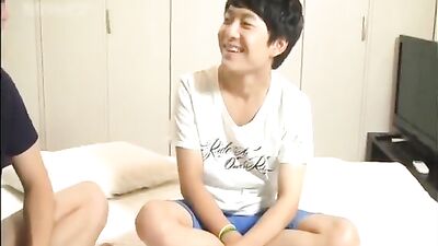 Beefy Asian Twinks in a Blowjob Extravaganza ♪