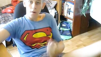 Web-Cam Handjob: Teen Stroke Show!