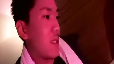 The Muscle Daddy and the Big Tree Pineapple Anal