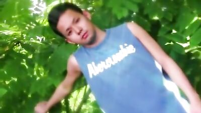 Musclebound Hunk Blowjob Sex With Large Asian Penises