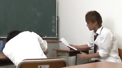 Japanese Slender Hunk Sex: Asymmetrical Asian Anal Banging with Gargantuan Dongs