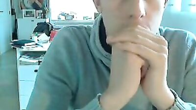 Amateur Fun Solo: A Young Cutiees First Time