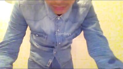 Amateur Handjob Soloshoot: Cute Ali in the Bathroom (ZB)