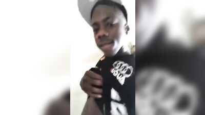 Big Cocks Black Solo: Chilling and Cock Play