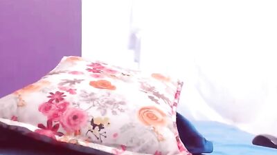 Webcam Latino Amateurs: Cumming Shots with Latinos