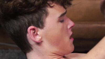 Cock-hungry twinks devour Mikes massive dick in hot skinny boy love scene