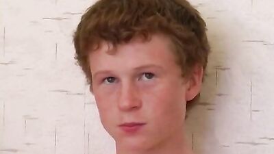 Two-Handed Action with Hunky Straight Guys in an Amateur Shoot!