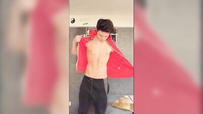 Less Than 30 Minutes of Cinematic Bliss