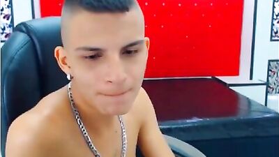 Nandezxxx: A Cumshot Adventure