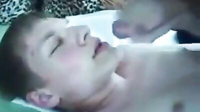 One-Handed Wonders: An Amateurs Self-Satisfying Adventure