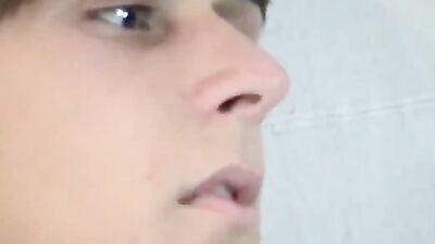 Kaden in Solo: A Man and His Dildo