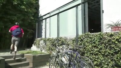 Cum Riding Action: Bike Messengers Explosive Blowjob Scene