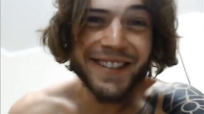 The ambitious amateur in search of cum shots, solo