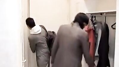 Straight, young twinks get it on in hot bareback action!