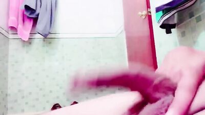 Watch me beat my big cock on live webcam!