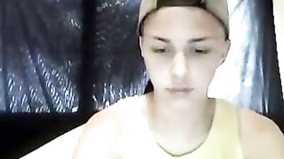 One-Man Band: Hot Rappers Cam Show Offers Incredible Cum Shots, Handjobs & Solos!