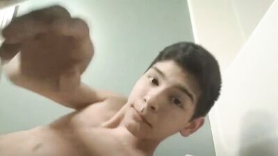 Cumming Over His Hand: A Handjob Action Cumshot