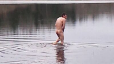 Straight Amateurs Have Fun in Public