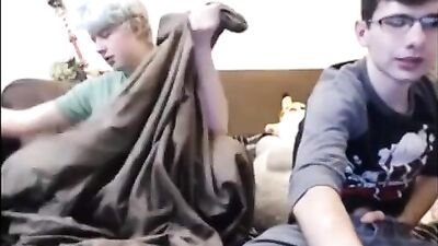 Webcam Amateurs - BibCam No 74: Logan Joystick Celebrates His 20th Birthday