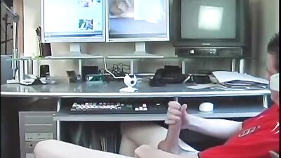 Web-Whacked Hands, Biggest Dicks: Action Anal Cash-Shot Handjob