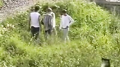 Gay Sex in the Park - Amateurs Fucking Publicly in Nature