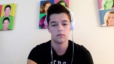 Brothers Big Cock Gets Handled in Front of Sis: The Walk-In