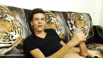 Webcam Big Dick Sensation - A Huge Cock All By Itself