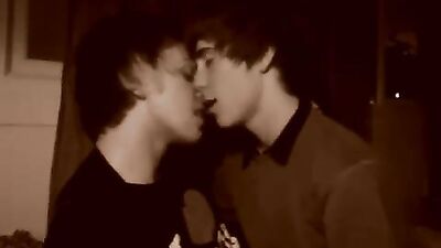 First Time Kiss Between Teenage Boys: An Amateur Experience