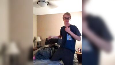 Webcam Ginger Nerdy Redheads with a Blonde Twist